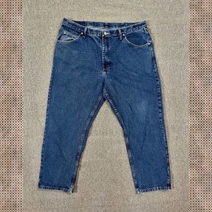 Mens Wrangler Jeans Size 40x30 Relaxed Fit Blue Denim 100% Cotton